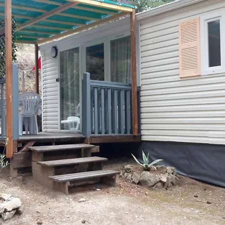 Mobil-home Avec Jacuzzi Pour 4 Personnes Et Terrasse - Api-1-52-465