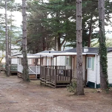 Mobil-home Avec Jacuzzi Pour 4 Personnes Et Terrasse - Api-1-52-465 Kemp